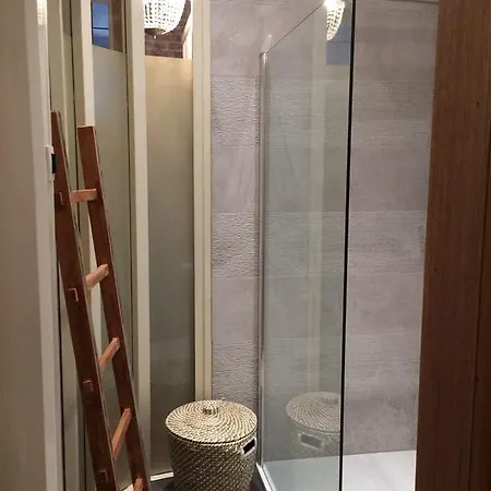 Apartament Central 18 *
